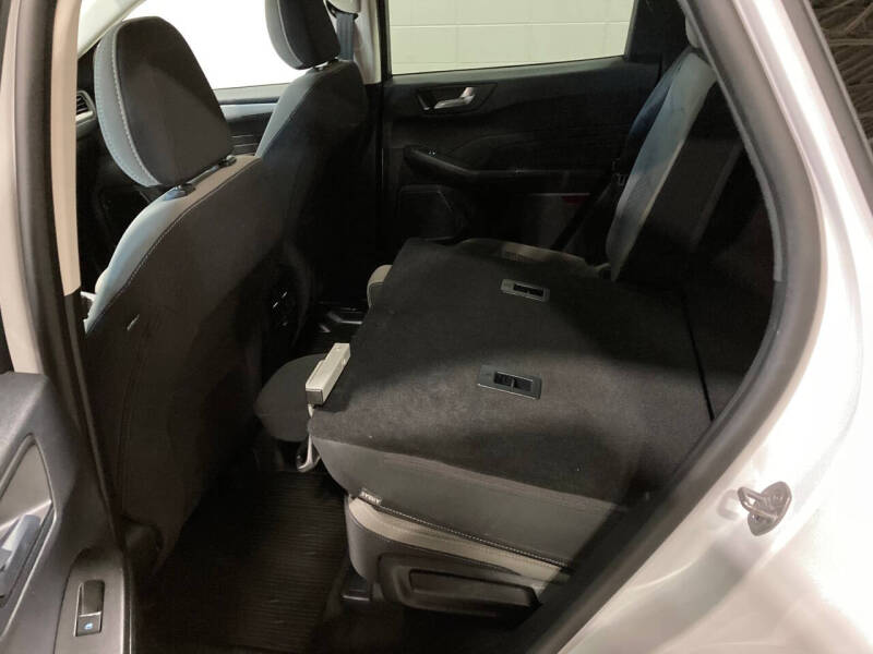 2021 Ford Escape Hybrid SE