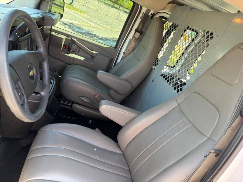 2020 Chevrolet Express 2500