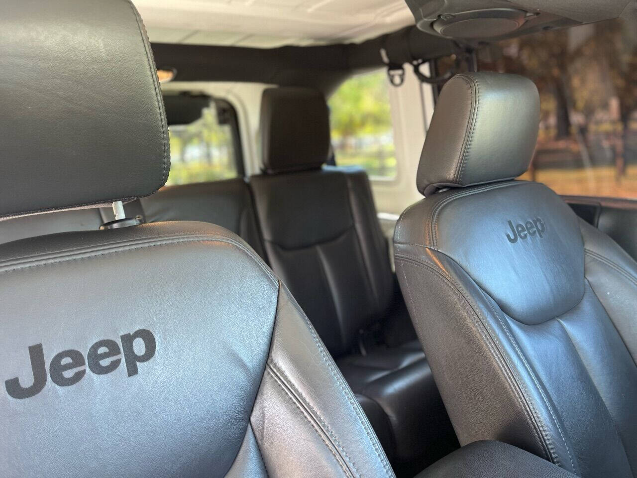 2014 Jeep Wrangler Unlimited  - $14,885