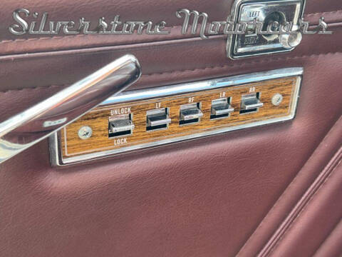 1989 Jeep Grand Wagoneer