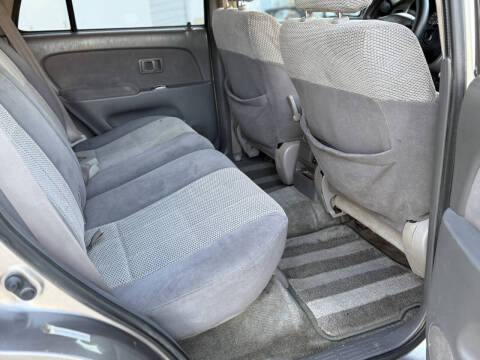 2002 Toyota 4Runner SR5