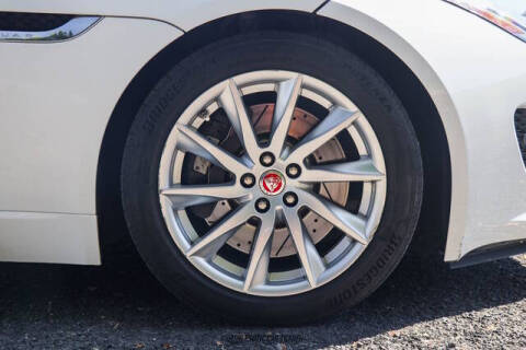 2017 Jaguar F-TYPE Premium