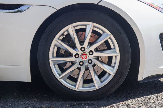 2017 Jaguar F-TYPE Premium