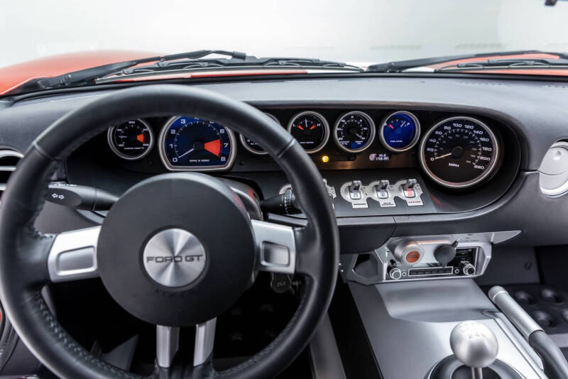 2005 Ford GT