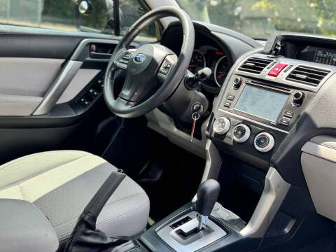 2016 Subaru Forester 2.5i