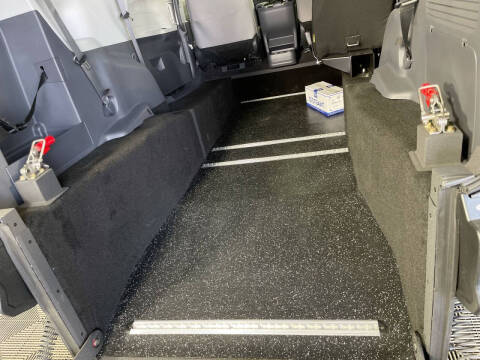 2023 Toyota Sienna LE 8-Passenger