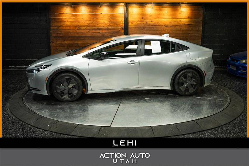 2024 Toyota Prius LE