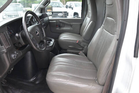 2020 GMC Savana 2500