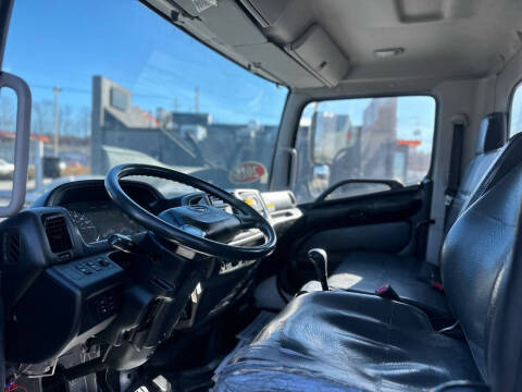 2019 Hino 258A