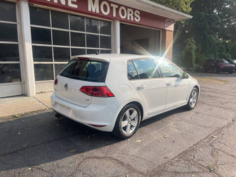 2017 Volkswagen Golf TSI SEL