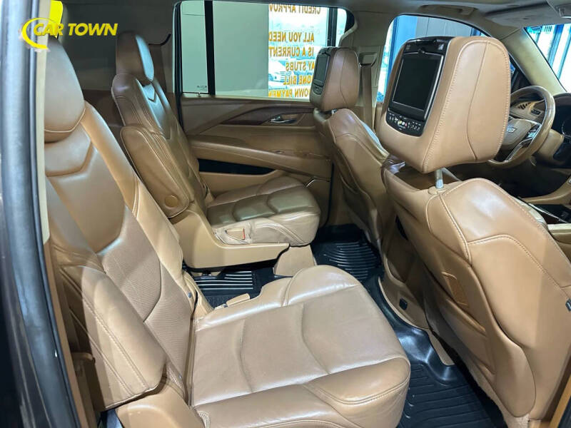 2016 Cadillac Escalade ESV Platinum