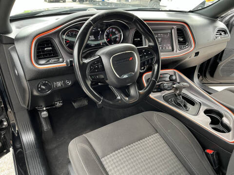 2019 Dodge Challenger SXT