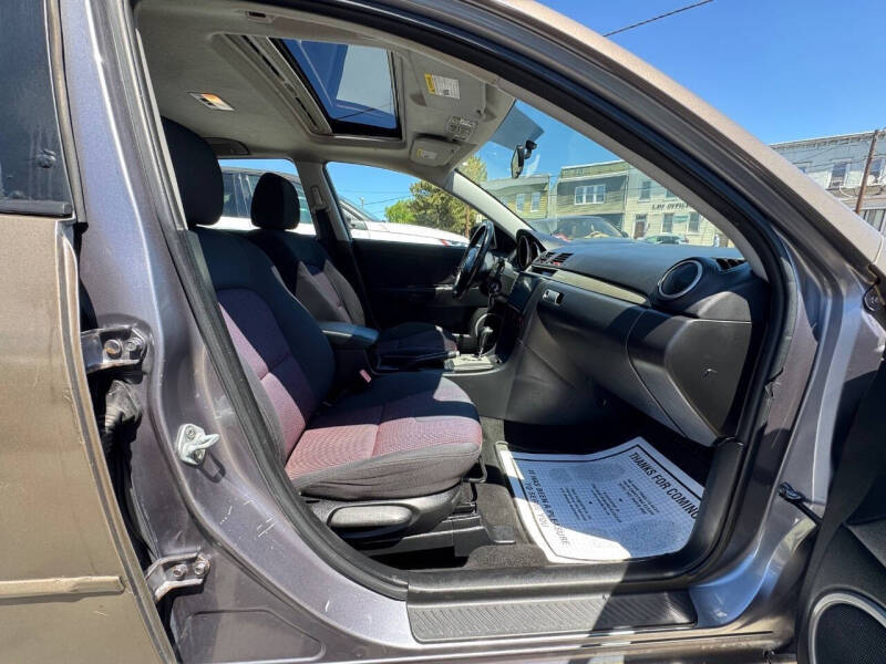 2005 Mazda MAZDA3 s