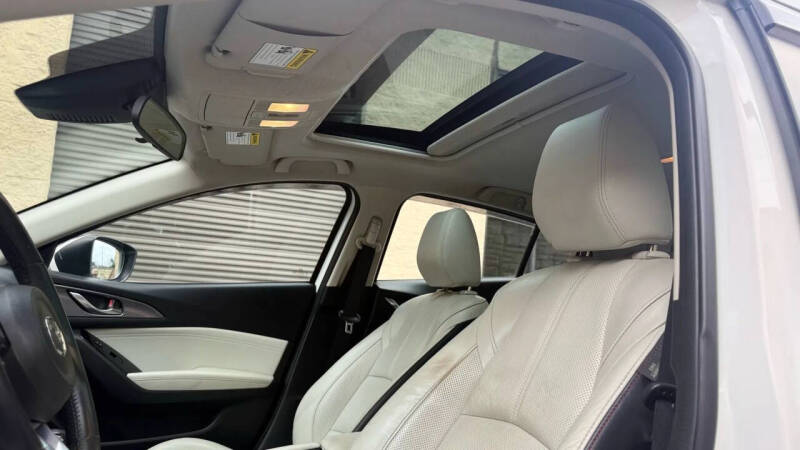 2017 Mazda MAZDA3 Grand Touring