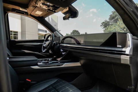2025 Cadillac Escalade-V