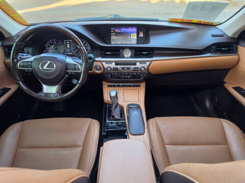 2017 Lexus ES 350