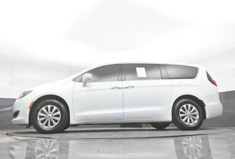 2018 Chrysler Pacifica Touring Plus