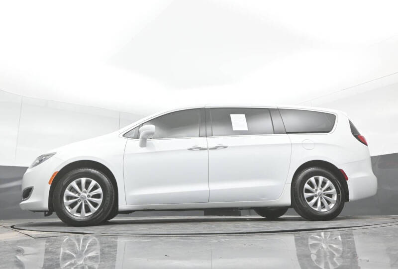 2018 Chrysler Pacifica Touring Plus