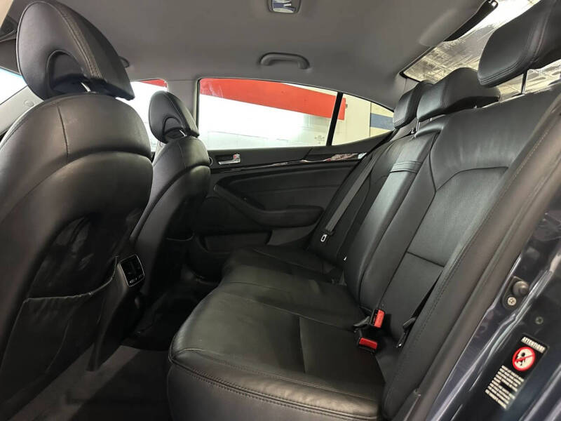 2014 Kia Cadenza Premium