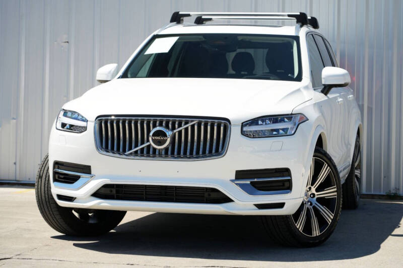 2023 Volvo XC90 Recharge T8 Ultimate Bright Theme 6P
