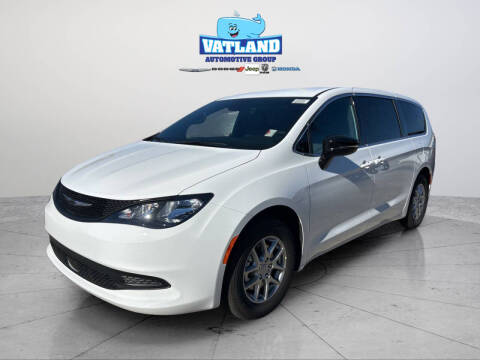 2026 Chrysler Voyager LX