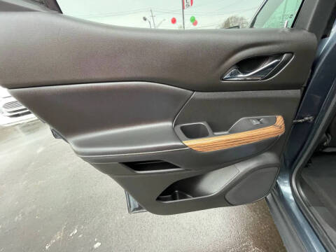 2019 GMC Acadia Denali