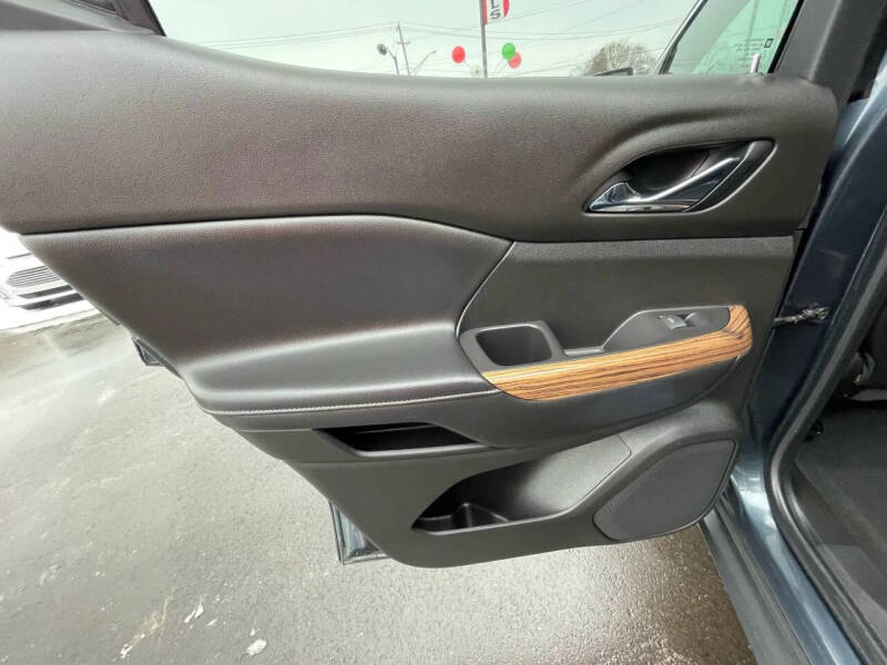 2019 GMC Acadia Denali