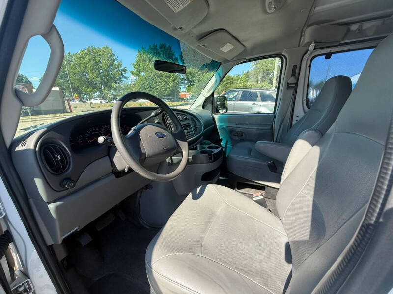 2006 Ford E-Series E-350 SD