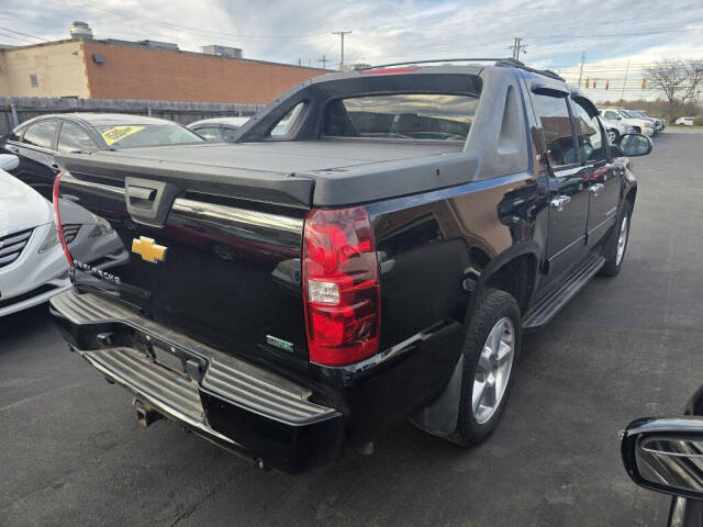 2011 Chevrolet Avalanche for sale at ENZO AUTO in Parma, OH