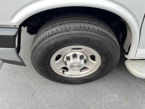 2024 Chevrolet Express 2500