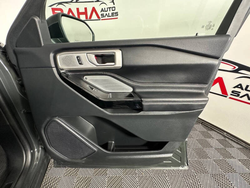 2022 Ford Explorer ST