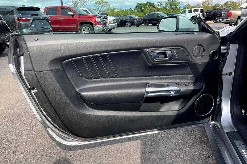 2023 Ford Mustang EcoBoost Premium