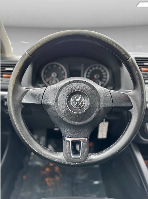 2010 Volkswagen Jetta for sale at AUTO LEADS in Pasadena, TX