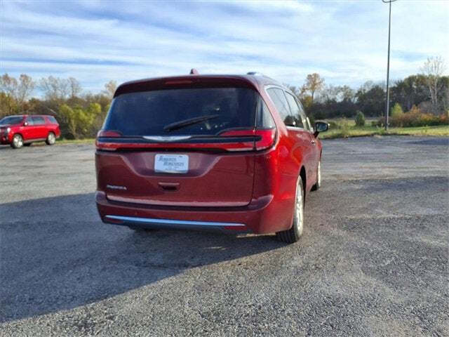 2021 Chrysler Pacifica Touring L