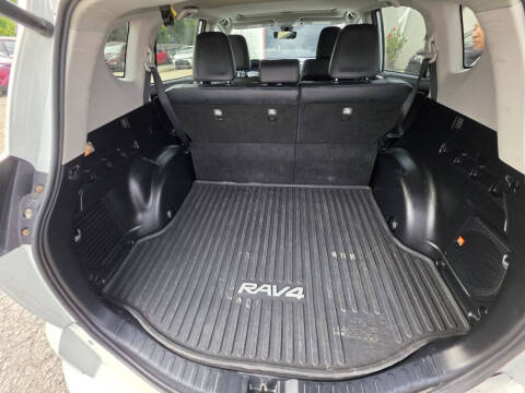 2017 Toyota RAV4 Platinum