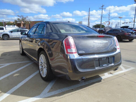 2014 Chrysler 300 C