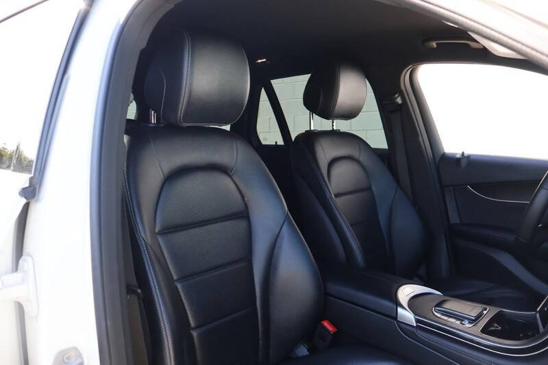 2020 Mercedes-Benz GLC GLC 300