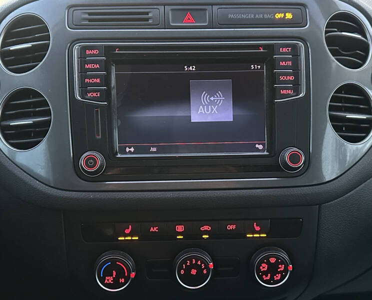 2017 Volkswagen Tiguan 2.0T Wolfsburg Edition 4Motion