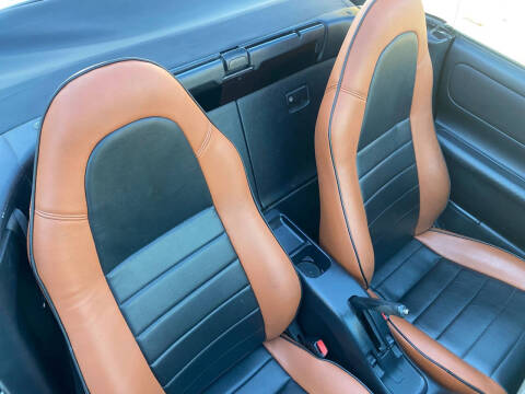 2001 Toyota MR2 Spyder