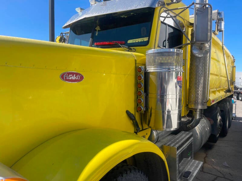 1998 Peterbilt 379 for sale at American Auto Sales in Las Vegas NV