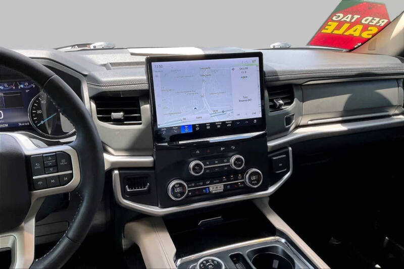 2024 Ford Expedition XLT