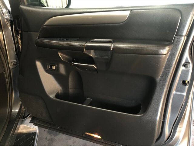 2011 Nissan Armada SV