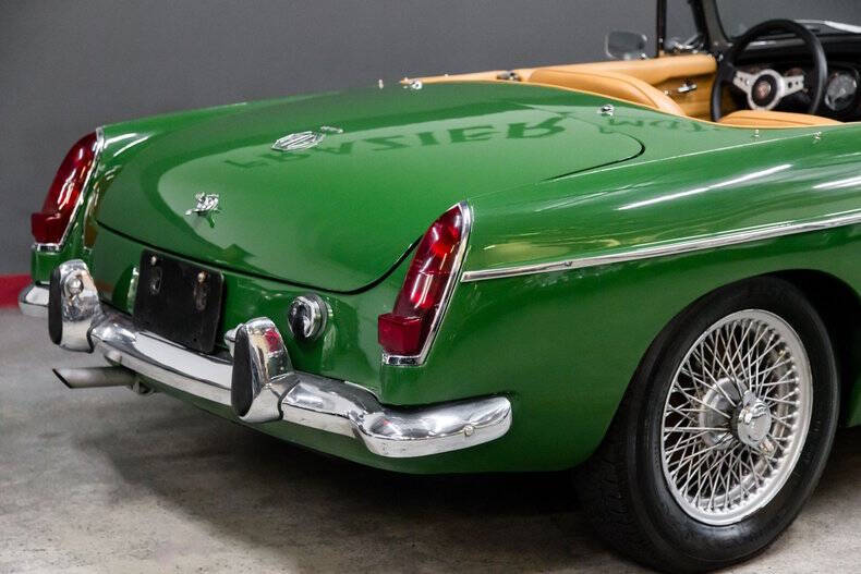 1967 MG RESTORED MG B