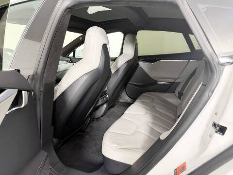 2016 Tesla Model S
