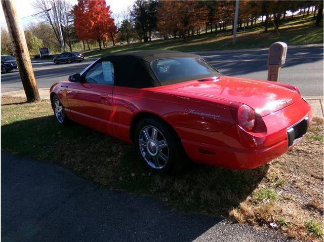 2004 Ford Thunderbird Deluxe