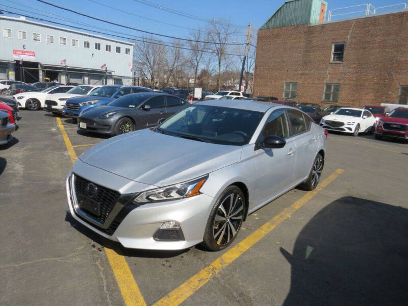 2022 Nissan Altima for sale at Saw Mill Auto in Yonkers NY