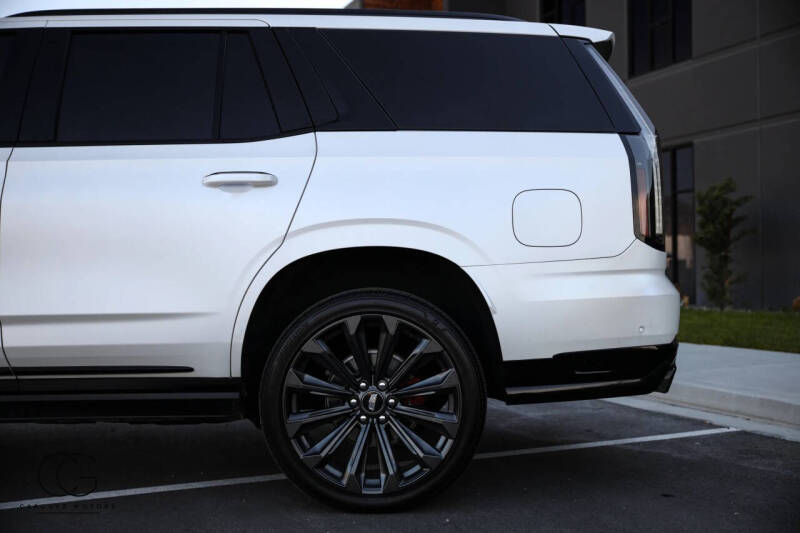 2025 Cadillac Escalade-V