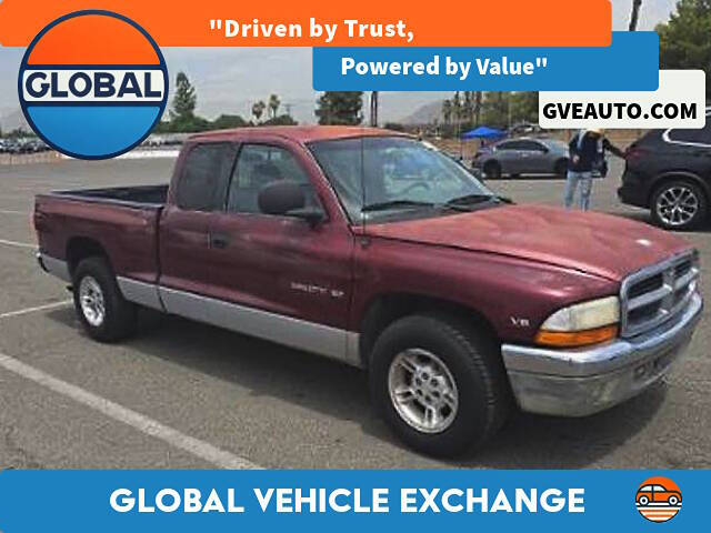 2000 Dodge Dakota for sale at GLOBAL VEHICLE EXCHANGE LLC in Somerton, AZ