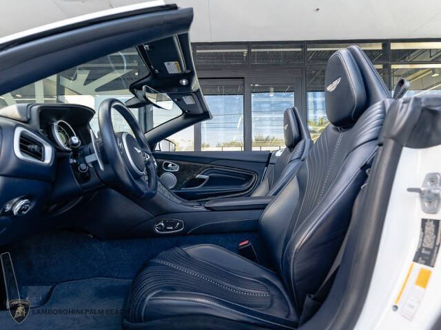 2019 Aston Martin DB11 Volante