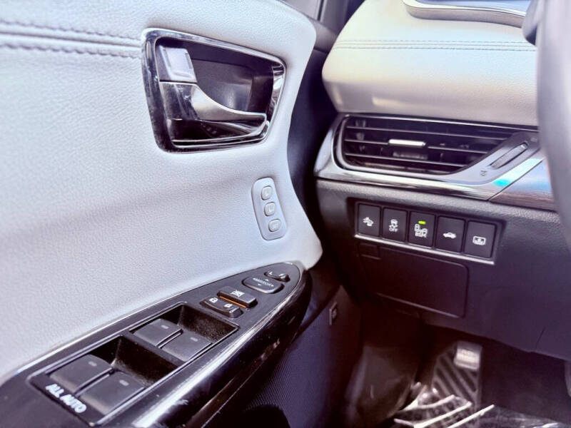 2016 Toyota Avalon Limited